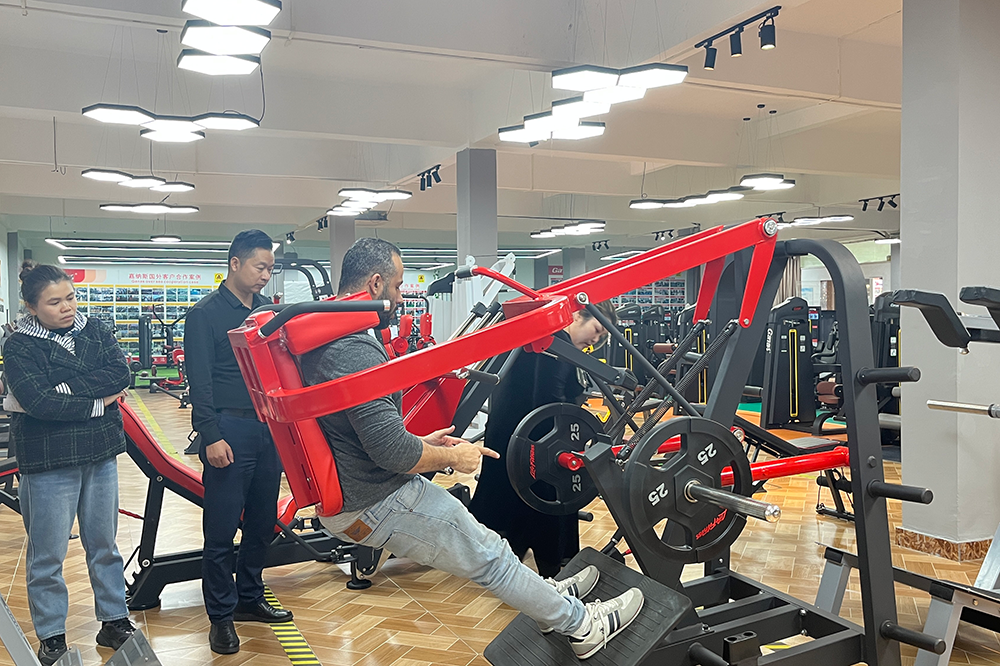 https://image.jumitop.cn/www.ganasgym.ru/2025/03/12/image_folder/ergonomic gym equipment_gTRErflB.png